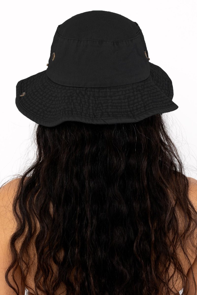 HAT04 Black