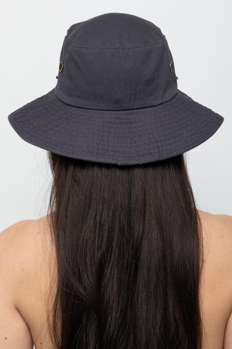 HAT04 DolphinBlue2