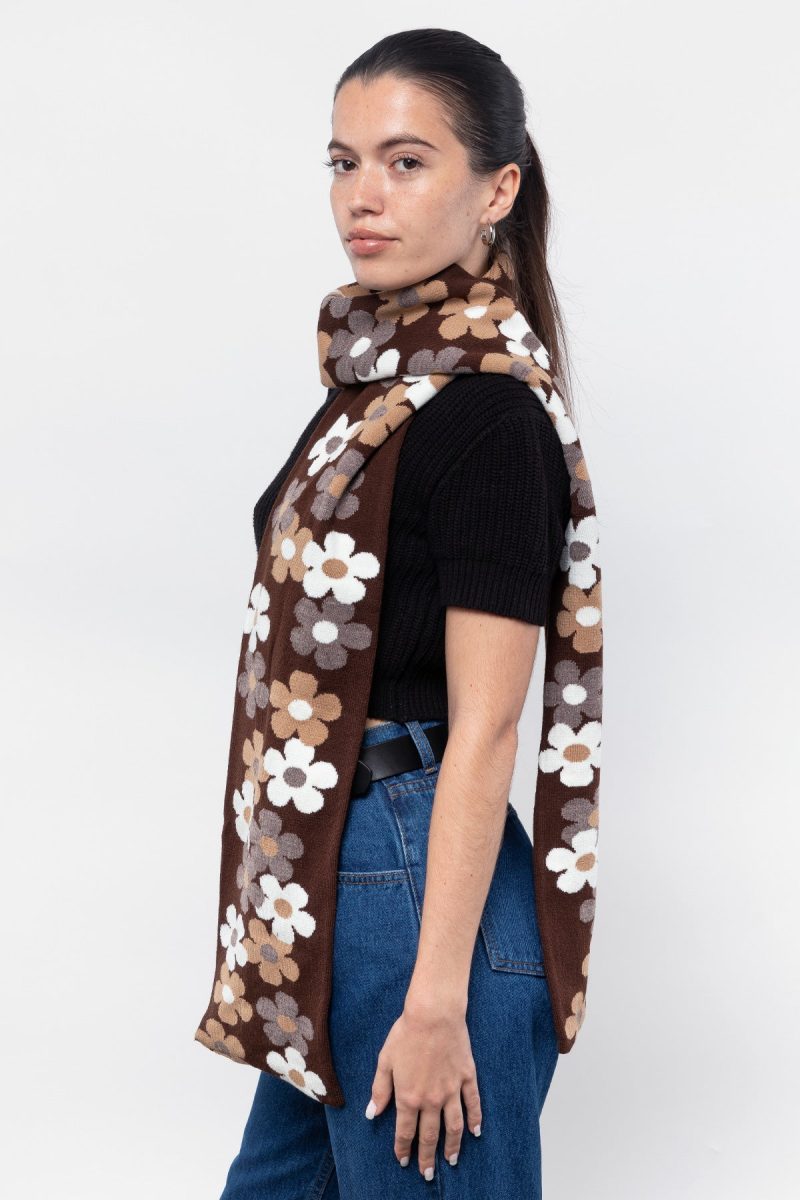 JQSCARF35 Brown3