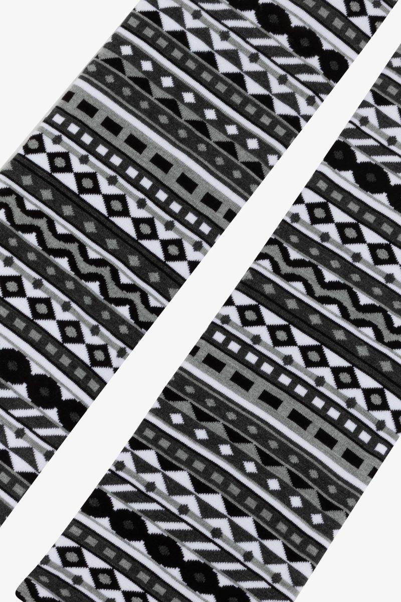 JQSCARF57 Black White3