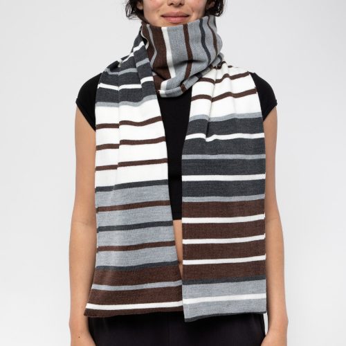 JQscarf30 Charcoal Creme3 0df0858c 4ade 4447 b696 be2b29f8051b