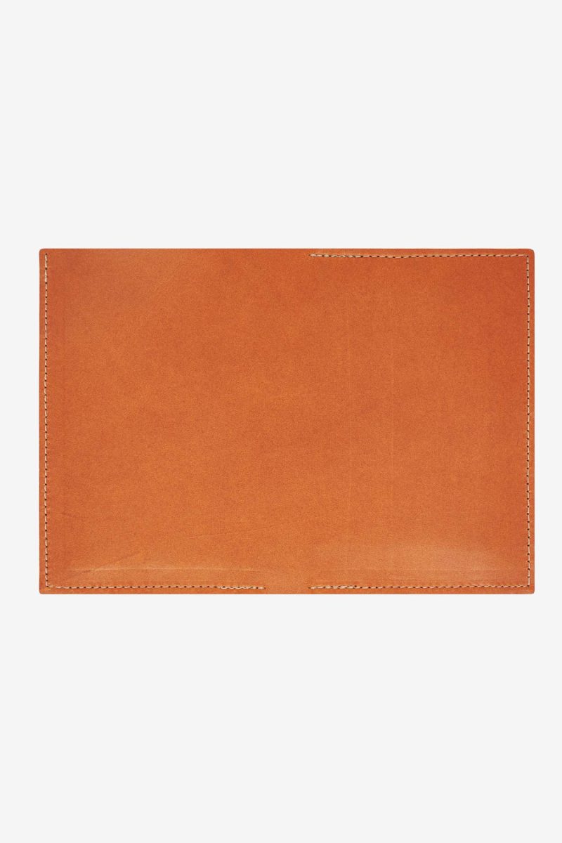 RLH3470 WHISKEY LEATHER PASSPORT WALLET 2