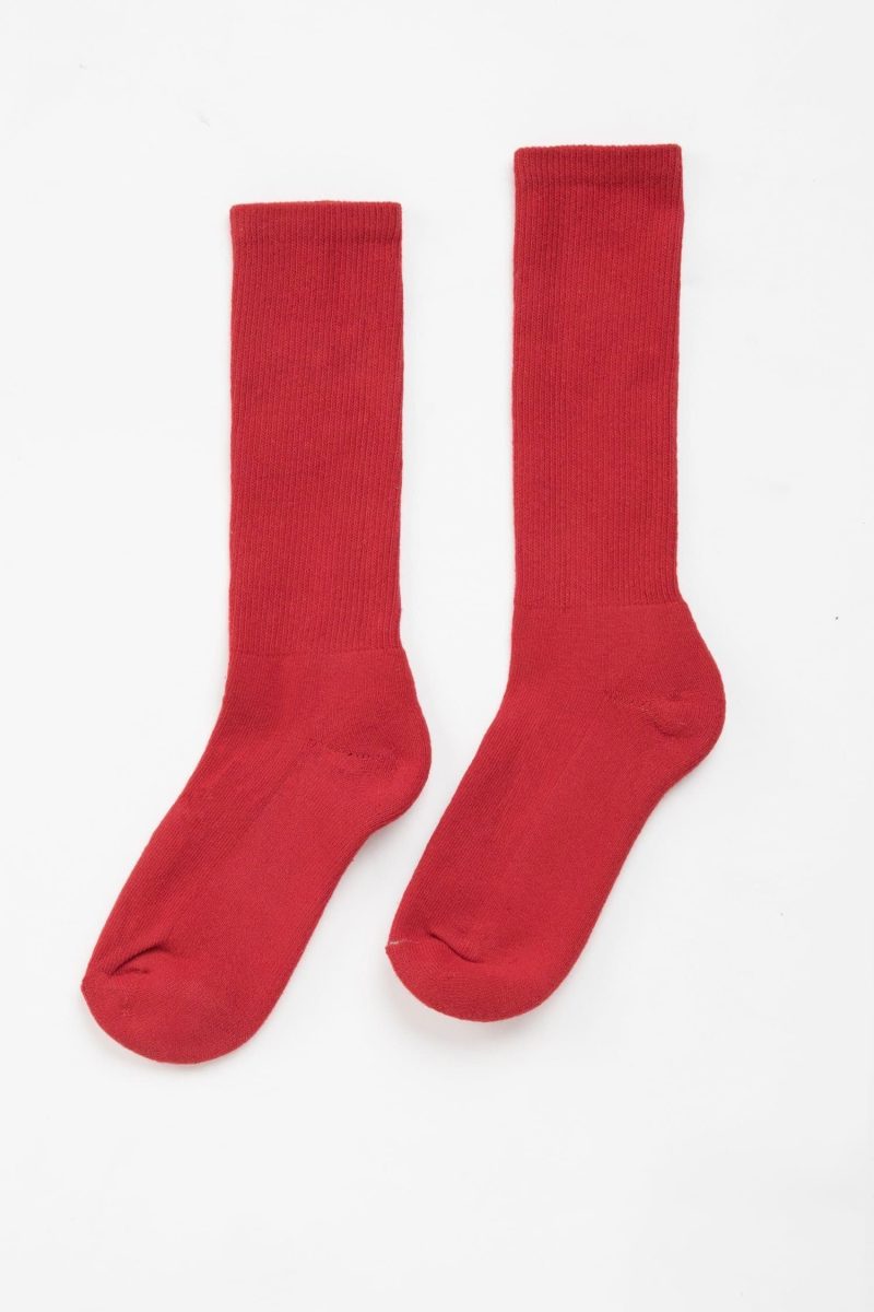 socks dark red